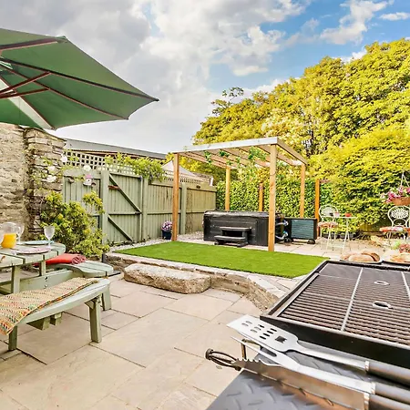 3 Bed In Lanhydrock 90214